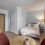 Perfectly Located Old Town Studio